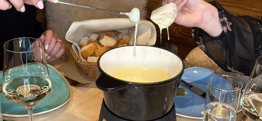 käse-fondue-in-der-köhlerei-am-see
